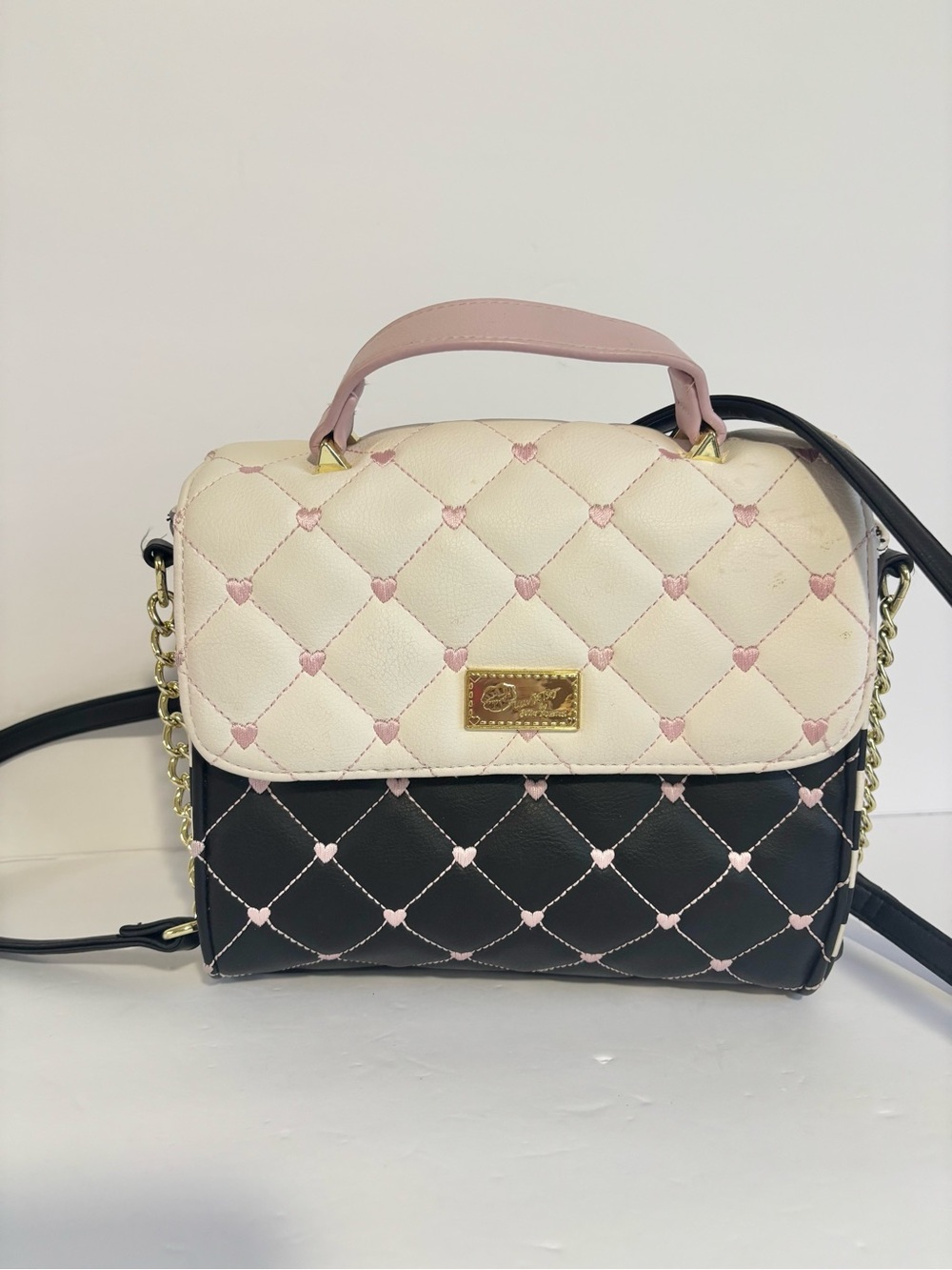 Luv Betsey by Betsey Johnson Heart Quilted Crossbody Satchel Pink Black Purse